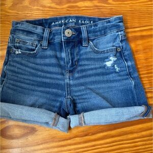 000 American Eagle shorts